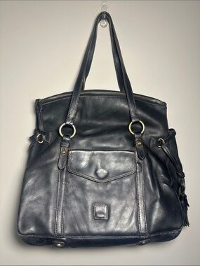 Dooney & Bourke black weekender large heavy leather bag with zipper